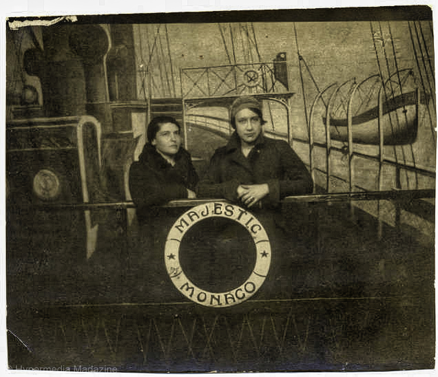 Amelia Peláez y Lydia Cabrera a bordo del Majestic Monaco, 1930