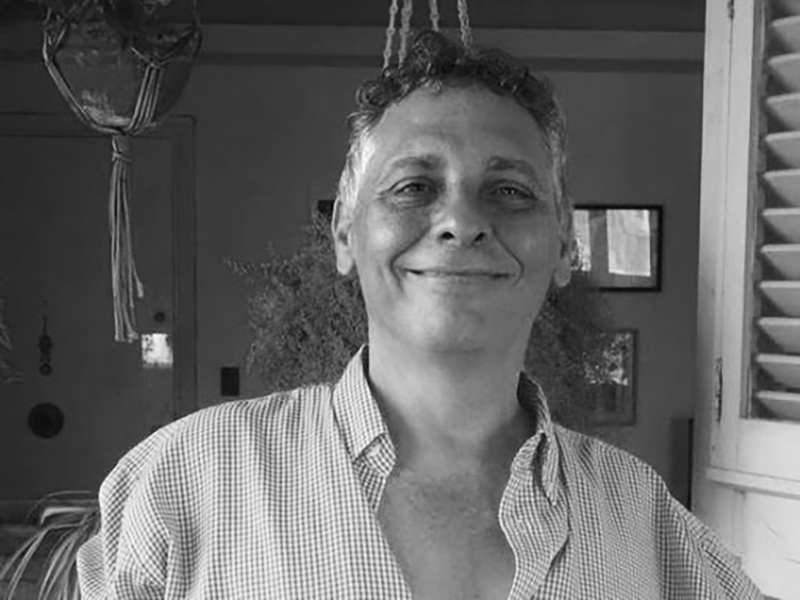 Cuestionario inconcluso para Sigfredo Ariel - Carlos Lechuga