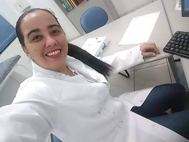 Surizaday Fernández Izaguirre, cuando trabajaba como medico en el Programa Mais Medicos de Brasil.