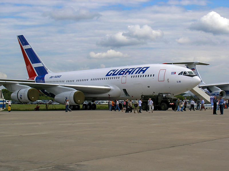 cubana-reintroduce-el-il-96-300-de-la-era-sovietica-a-pesar-de-las-advertencias