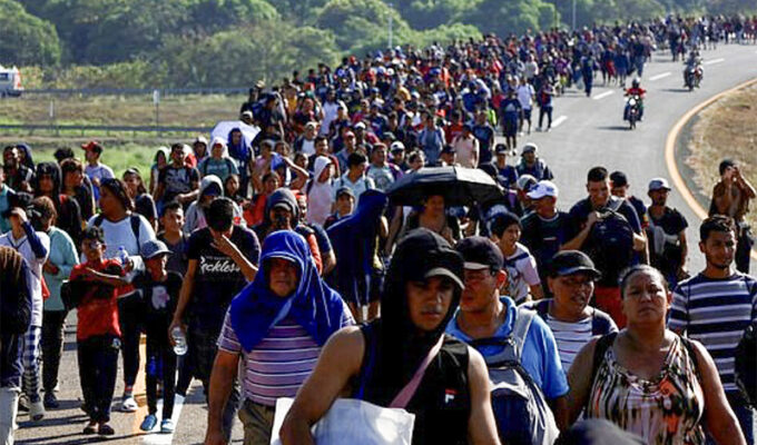 caravana-con-mas-de-1500-migrantes-avanza-hacia-estados-unidos
