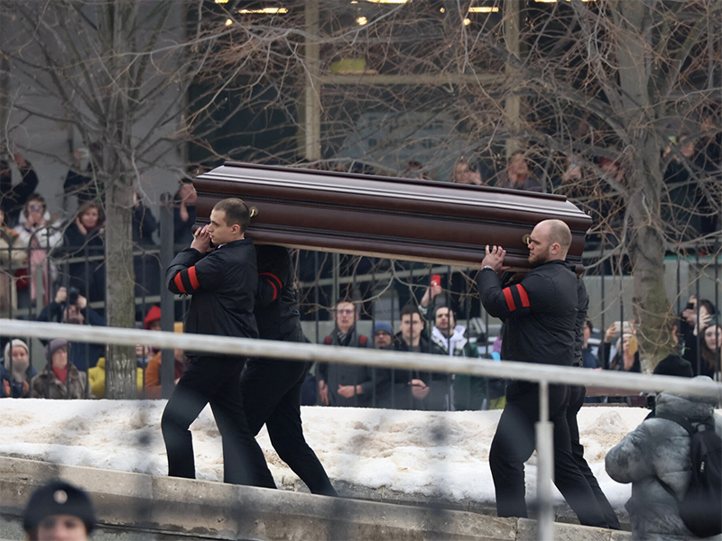 el-funeral-de-alexei-navalny-convoca-a-miles-de-personas