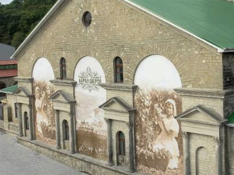 comienza-la-produccion-de-ron-ruso-cubano-en-abrau-durso