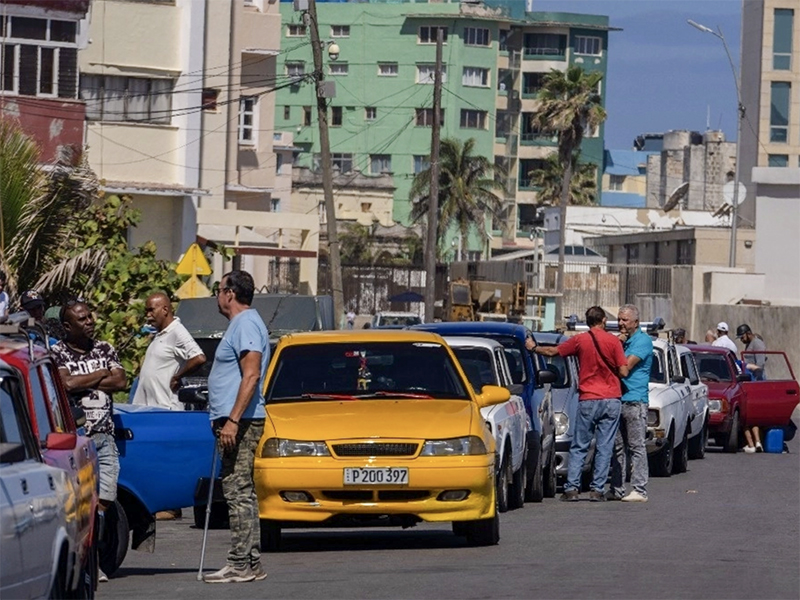 cuba-hara-obligatoria-la-aceptacion-de-las-tarjetas-mir-en-todos-los-establecimientos-del-pais