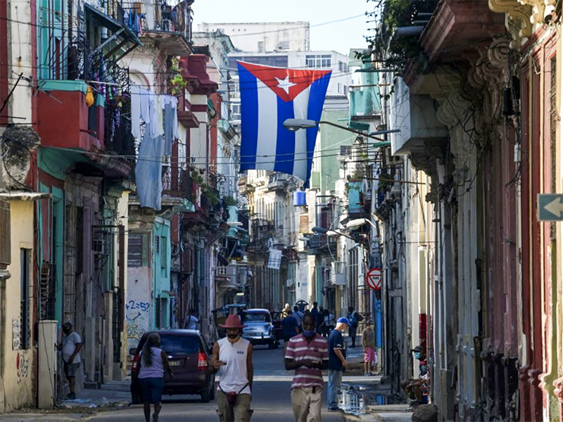 juan-pablo-spinetto-la-cuba-comunista-esta-al-borde-del-colapso