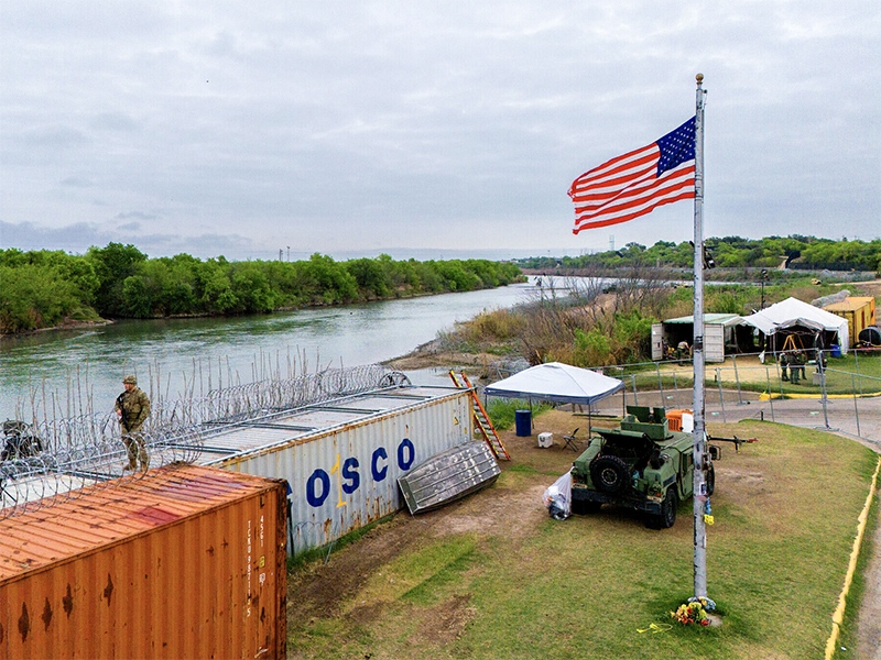 el-tribunal-federal-de-apelaciones-bloquea-la-ley-de-deportacion-de-inmigrantes-de-texas