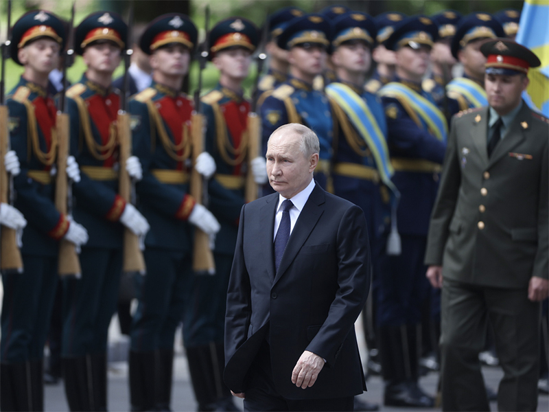 mike-kelly-por-que-los-buques-de-guerra-rusos-en-cuba-importan-a-estados-unidos