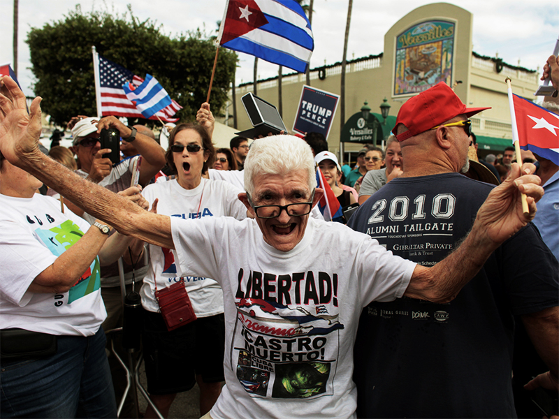 fidel-en-coma-exilio-catatonico