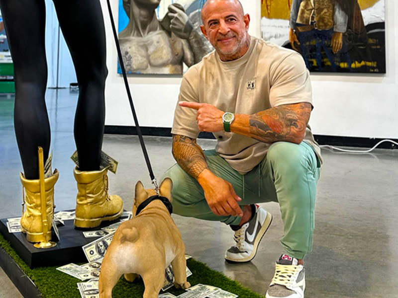 esclavo-del-hashtag-ʻsocialmediaslave-iiʼ-de-juan-luis-perez