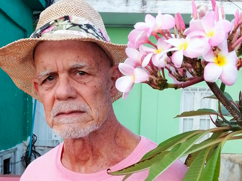 pedro-juan-gutierrez-tuve-la-suerte-de-que-me-echaron-del-periodismo