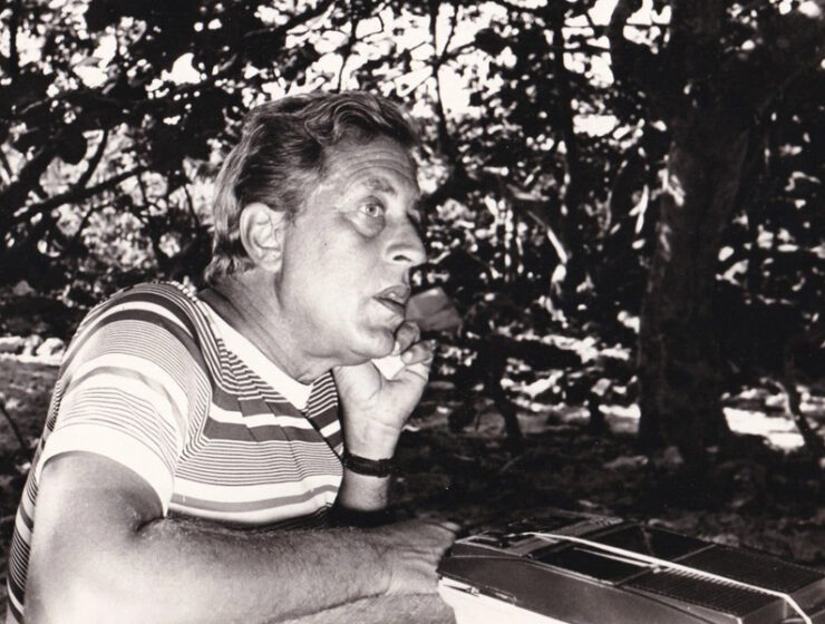 enrique-pineda-barnet-tener-todas-las-aguas-a-mi-alrededor-es-una-virtud