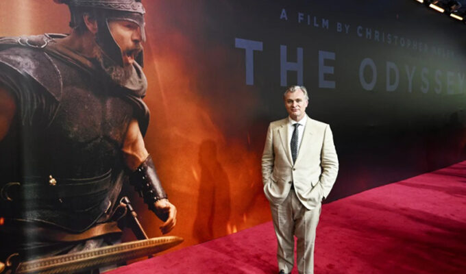 el-nostos-norteamericano-nolan-y-su-postura-politica-en-la-odisea